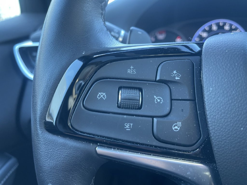 Used 2022 Buick Enclave Premium AWD/4WD image 10