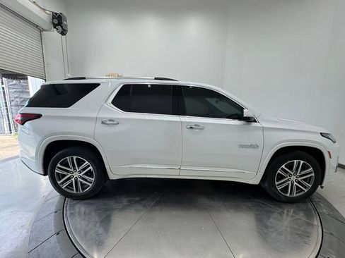Used 2023 Chevrolet Traverse High Country w/ LPO, Floor Liner Package FWD image 14