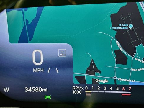 Used 2025 Buick Enclave Preferred FWD image 19