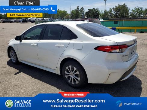 Used 2020 Toyota Corolla LE FWD image 3