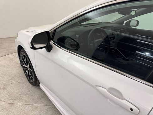 Used 2021 Toyota Camry SE image 14