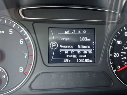 Used 2018 Kia Sorento LX image 15