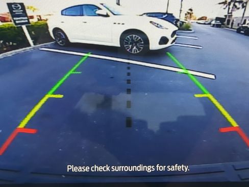 Used 2024 Ford Expedition Limited image 22