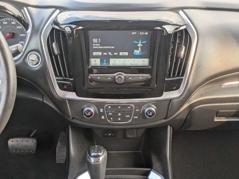 Used 2019 Chevrolet Traverse LS FWD image 19