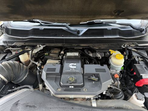 Used 2020 RAM 3500 Tradesman w/ Chrome Appearance Group AWD/4WD image 24