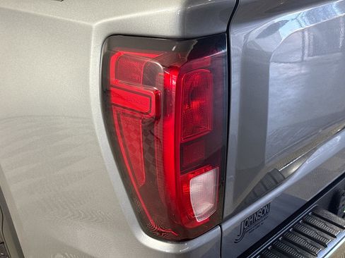 Used 2019 GMC Sierra 1500 SLE w/ SLE Value Package image 36