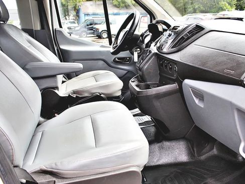 Used 2017 Ford Transit 350 XL RWD image 19
