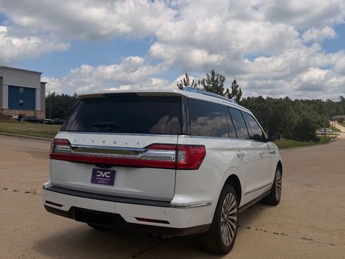 Used 2020 Lincoln Navigator Reserve w/ Luxury Package RWD image 5
