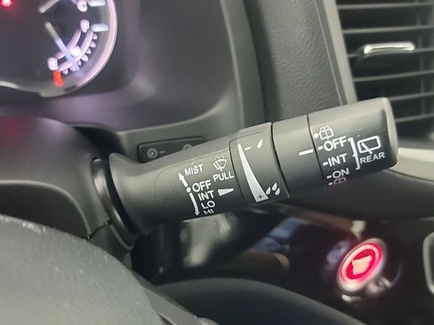 Used 2016 Honda Pilot Touring image 30
