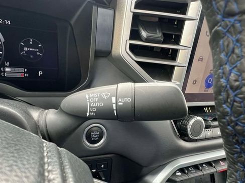 Used 2024 Toyota Tundra Platinum image 28