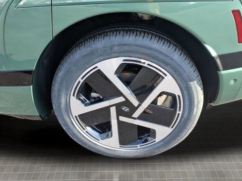 New 2026 Hyundai Ioniq 9 Calligraphy image 9