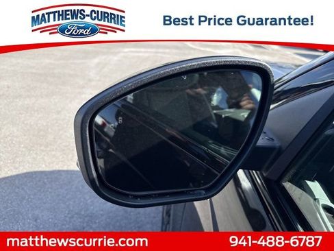 New 2026 Ford Expedition Platinum w/ Stealth Performance Package AWD/4WD image 8