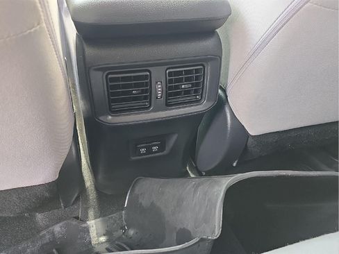 Used 2019 Toyota RAV4 XLE w/ Protection Package AWD/4WD image 22