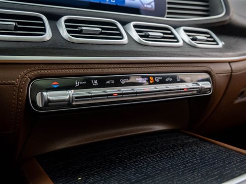 Used 2024 Mercedes-Benz GLE 450 4MATIC image 30