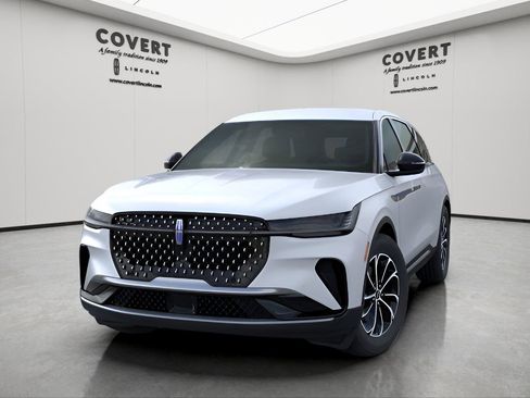 New 2026 Lincoln Nautilus Premier image 2