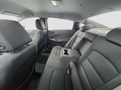 Used 2019 Chevrolet Malibu LT w/ Driver Confidence Package II image 8