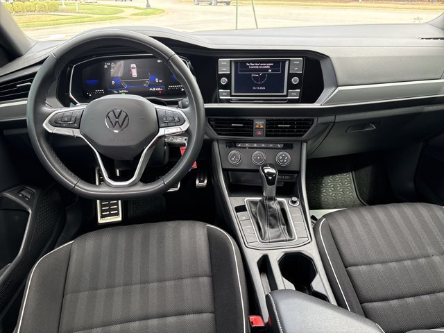 Used 2024 Volkswagen Jetta Sport FWD image 15