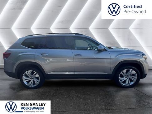Used 2023 Volkswagen Atlas SE AWD/4WD image 6