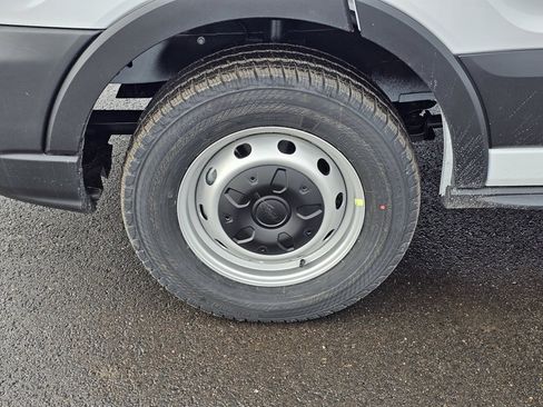 New 2025 Ford Transit 250 Low Roof image 9