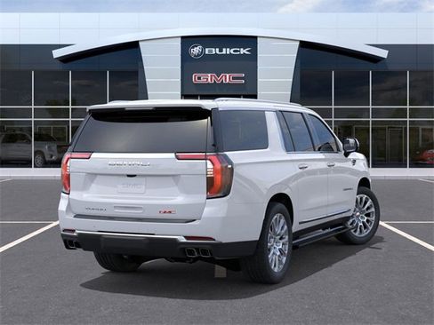 New 2026 GMC Yukon XL Denali w/ Sun & Power Step Package image 4