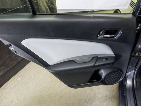 Certified 2022 Toyota Prius LE image 23