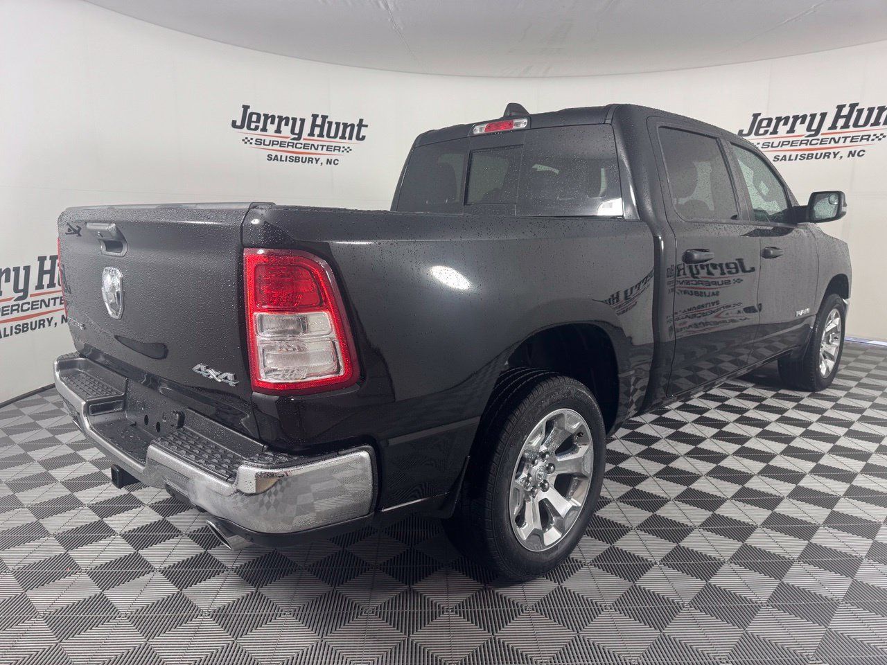 Used 2023 RAM 1500 Big Horn AWD/4WD image 7