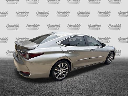 Used 2021 Lexus ES 300h w/ Premium Package FWD image 10