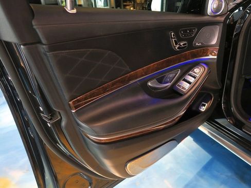 Used 2014 Mercedes-Benz S 63 AMG 4MATIC Sedan image 14