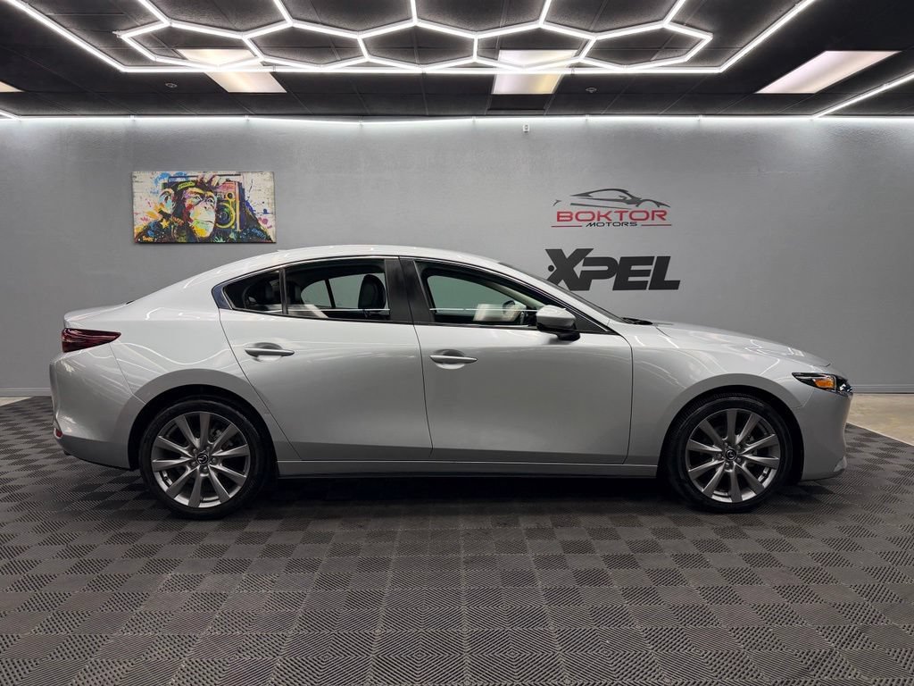 Used 2020 MAZDA MAZDA3 Sedan w/ Preferred Package FWD image 17