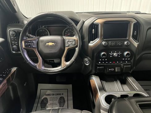 Used 2022 Chevrolet Silverado 2500 High Country w/ Z71 Off-Road Package image 4