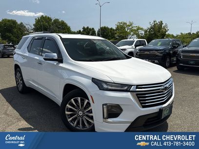 Certified 2023 Chevrolet Traverse Premier w/ LPO, Floor Liner Package