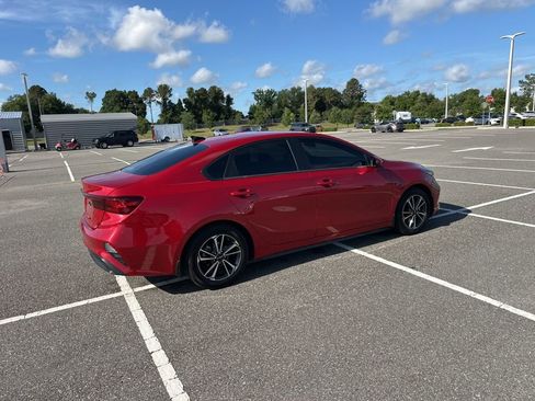 Used 2023 Kia Forte LXS FWD image 6
