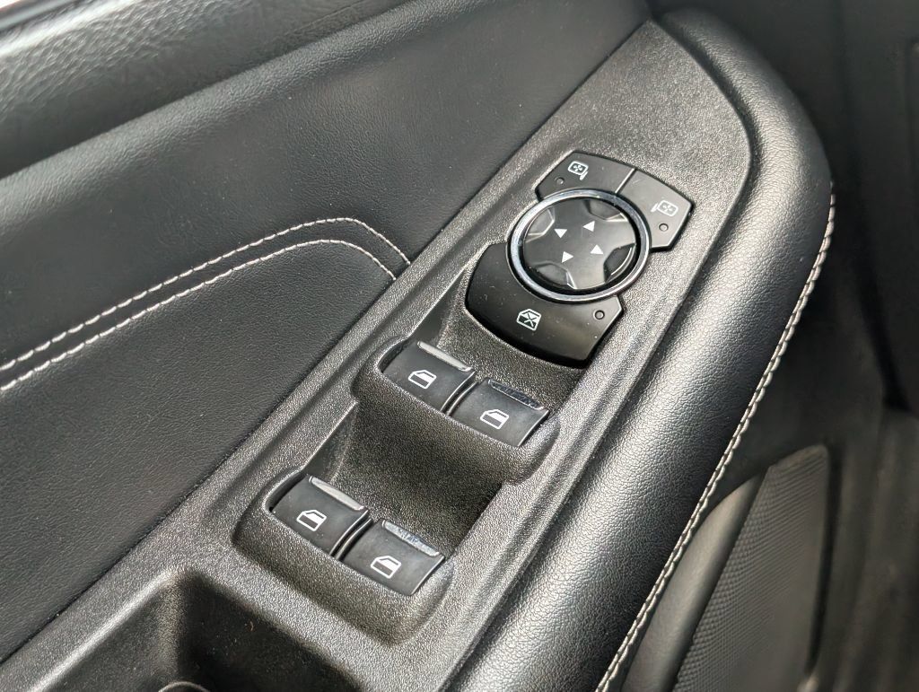Used 2024 Ford Edge Titanium AWD/4WD image 12