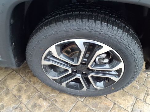 Used 2022 Jeep Compass Limited image 22