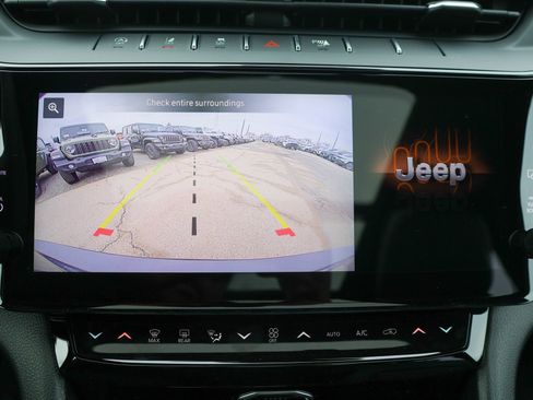 New 2026 Jeep Grand Cherokee L Limited w/ Limited Altitude Package image 25