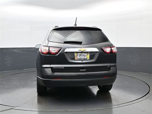 Certified 2017 Chevrolet Traverse LT w/ Style and Technology Package image 6
