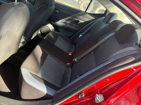 Used 2025 Nissan Versa SV image 22