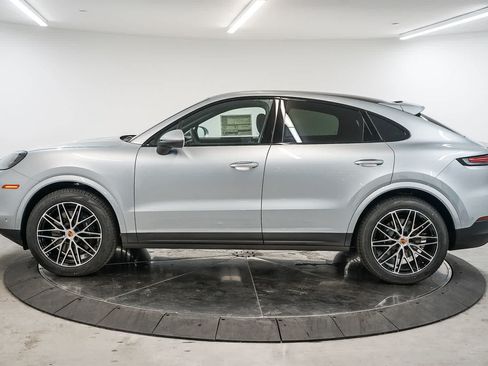 New 2026 Porsche Cayenne Coupe AWD/4WD image 2