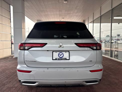 Used 2024 Mitsubishi Outlander SE FWD image 8