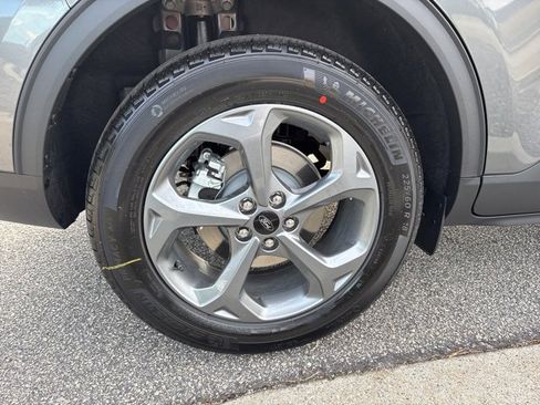 New 2026 Ford Escape ST-Line w/ Tech Pack #1 image 9