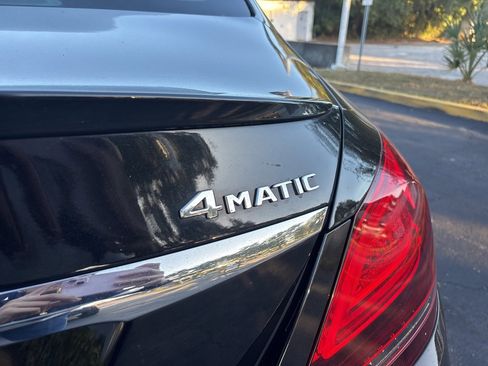 Used 2020 Mercedes-Benz C 300 4MATIC Sedan image 11