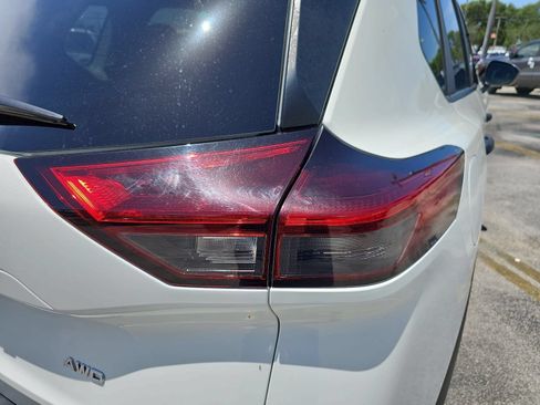 Used 2023 Nissan Rogue S AWD/4WD image 28