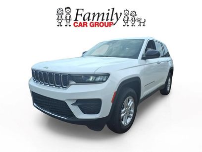 Used 2023 Jeep Grand Cherokee Laredo