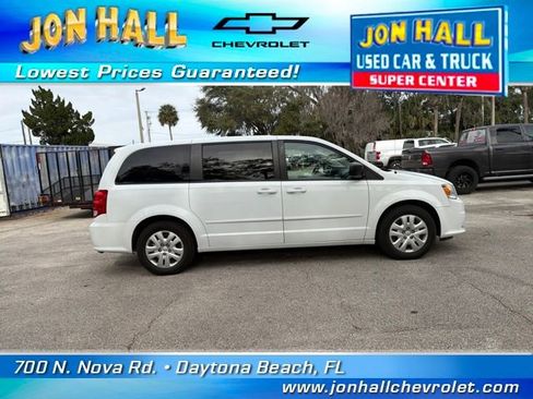 Used 2017 Dodge Grand Caravan SE w/ Power Window Group image 13