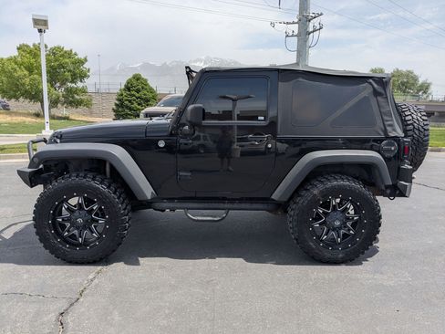 Used 2013 Jeep Wrangler Sport AWD/4WD image 2