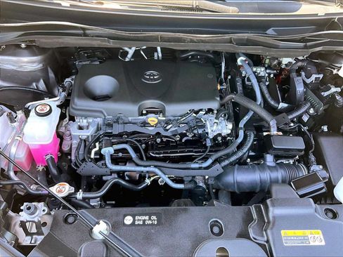 Used 2024 Toyota Sienna Platinum FWD image 13