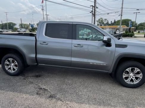 Used 2020 GMC Sierra 1500 SLE w/ SLE Value Package AWD/4WD image 3