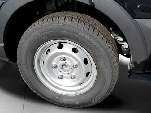 New 2025 Ford Transit 350 XL image 9