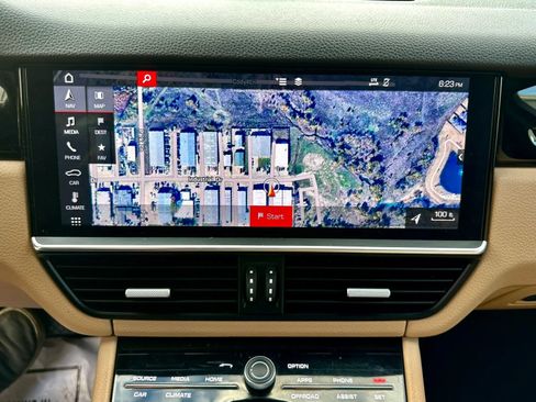 Used 2019 Porsche Cayenne AWD/4WD image 19
