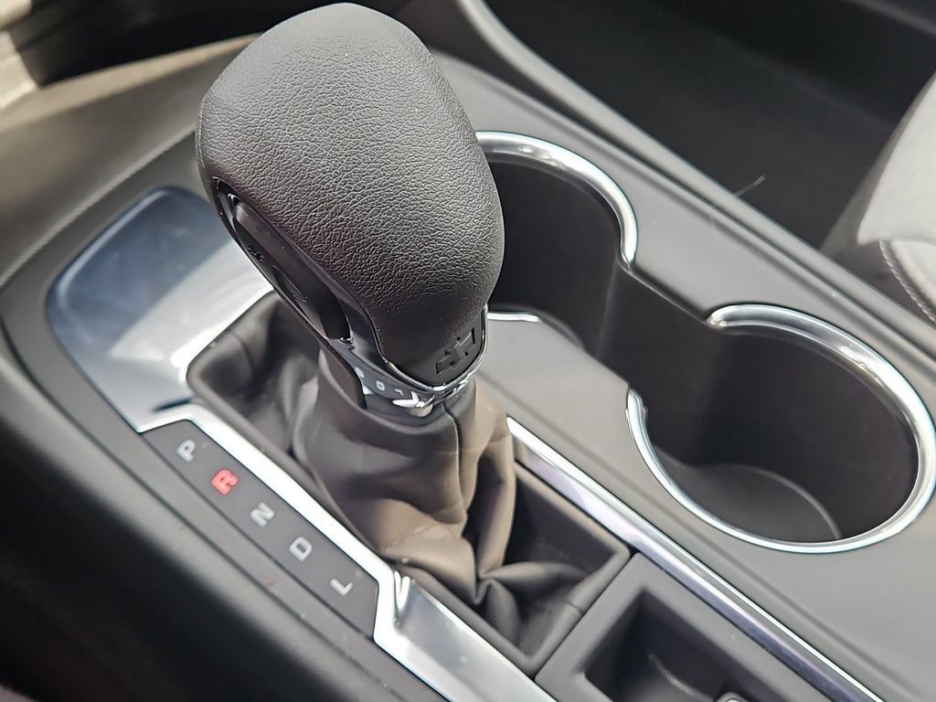 Used 2024 Chevrolet Equinox LS w/ LS Convenience Package FWD image 33